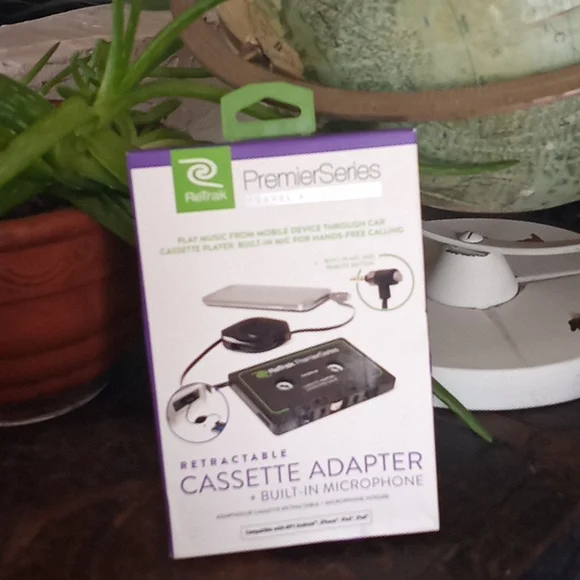 Cassette adapter built-in microphone - Picture 1 of 6